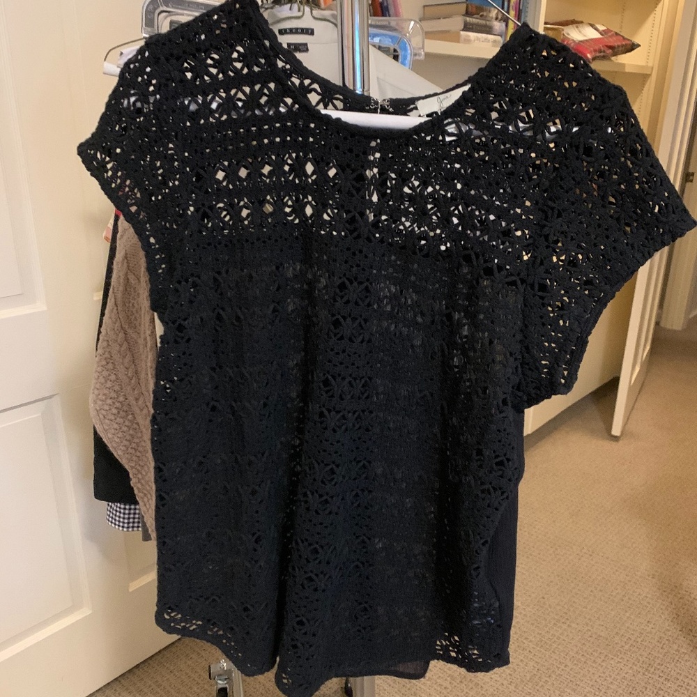 JOIE cap sleeve crochet blouse